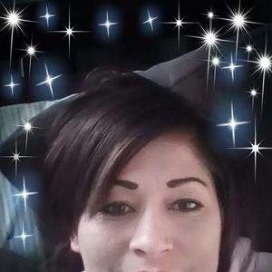 Meet your Posher, Claudia